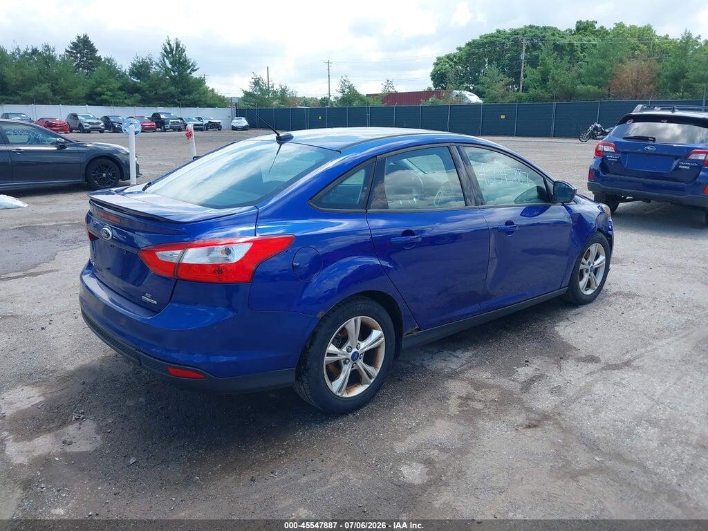1FAHP3F2XCL381678 2012 FORD FOCUS photo no. 4