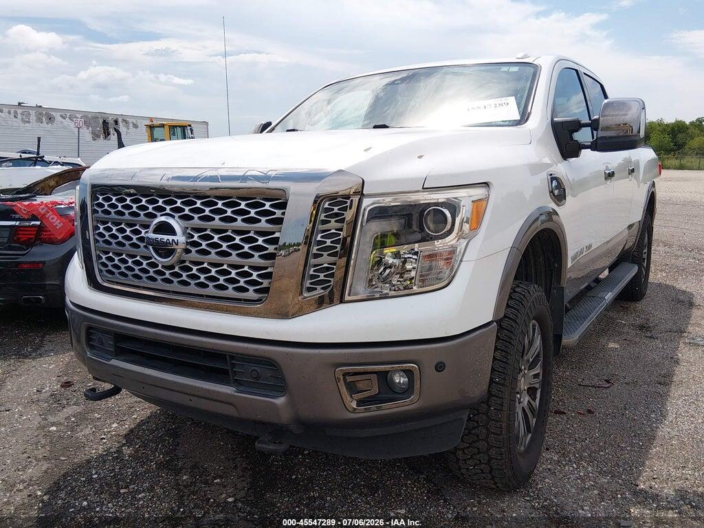 1N6BA1F40HN565656 2017 NISSAN TITAN XD photo no. 2