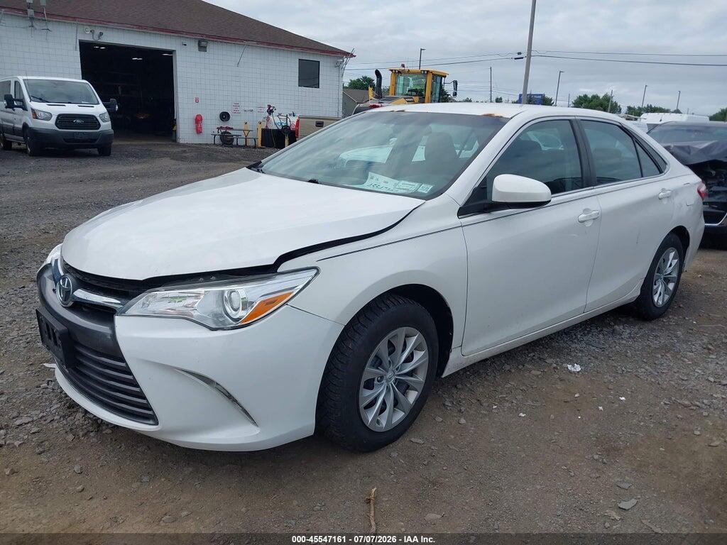 4T1BF1FK7GU576060 2016 TOYOTA CAMRY photo no. 2