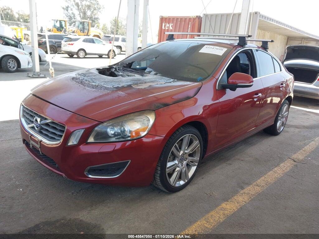 YV1902FH5B2014929 2011 VOLVO S60 photo no. 2