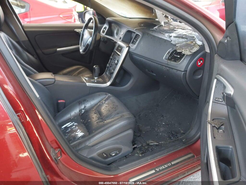 YV1902FH5B2014929 2011 VOLVO S60 photo no. 5