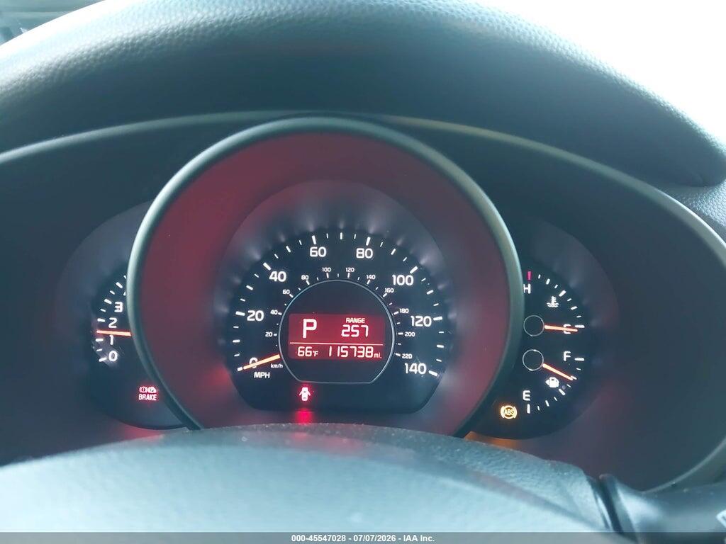 KNDJP3A51G7261327 2016 KIA SOUL photo no. 7