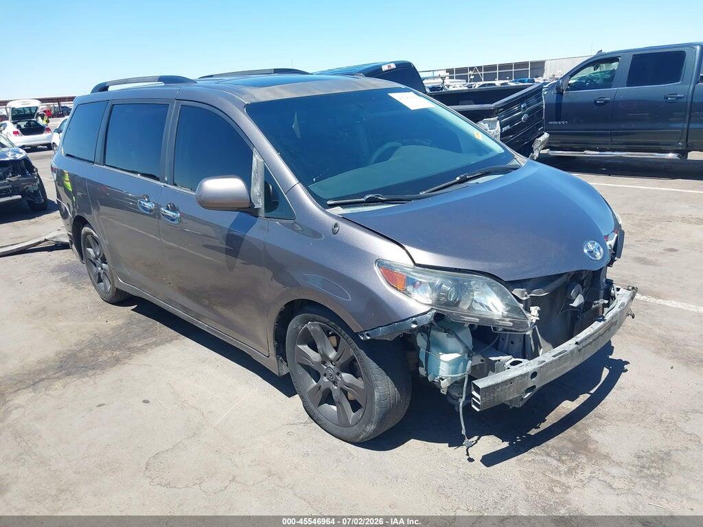 5TDXK3DC6ES519816 2014 TOYOTA SIENNA photo no. 1