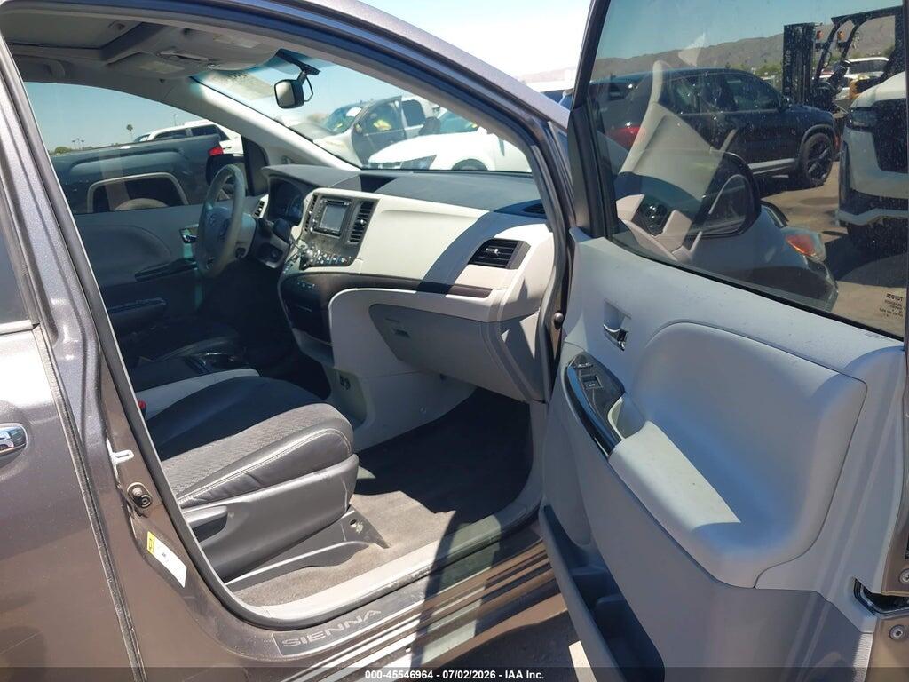 5TDXK3DC6ES519816 2014 TOYOTA SIENNA photo no. 5