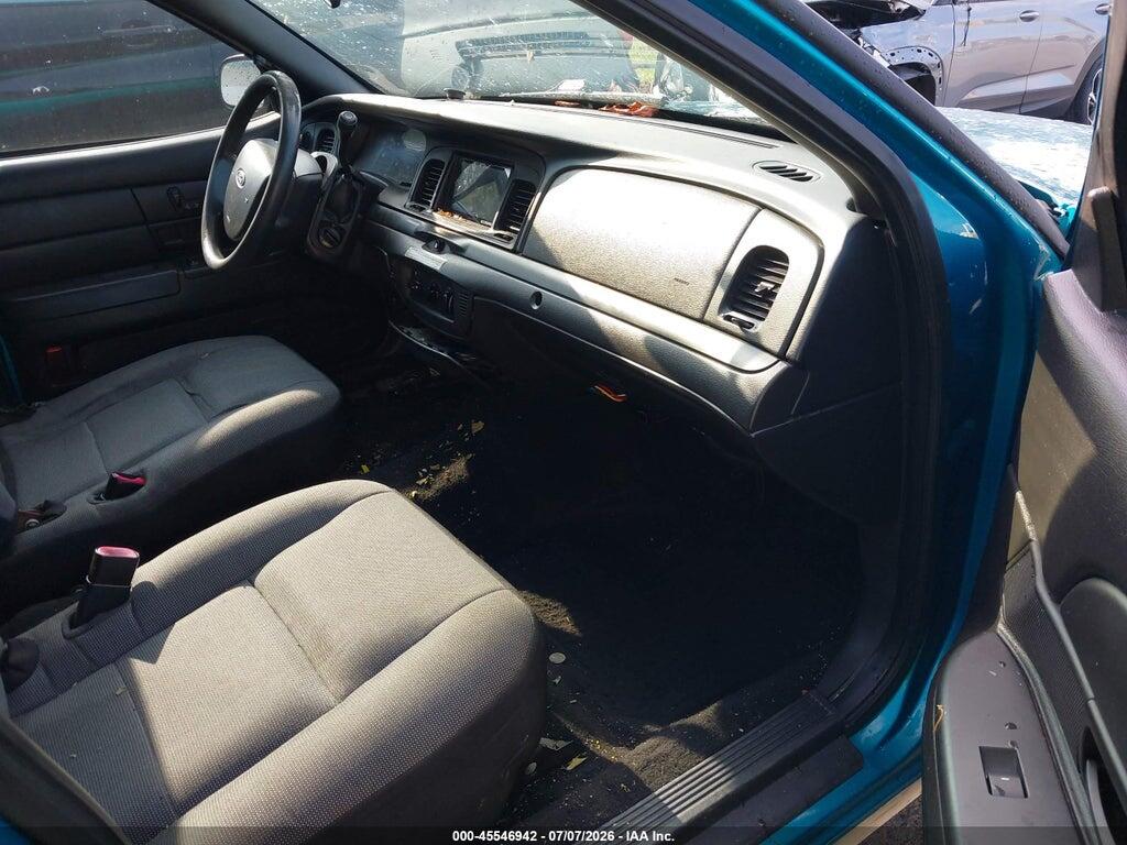 2FABP7BV5AX106457 2010 FORD CROWN VICTORIA photo no. 5