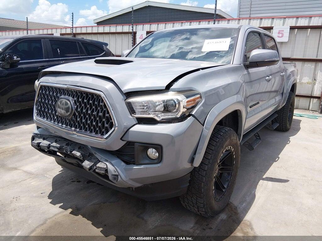 3TMAZ5CN8JM077244 2018 TOYOTA TACOMA photo no. 2