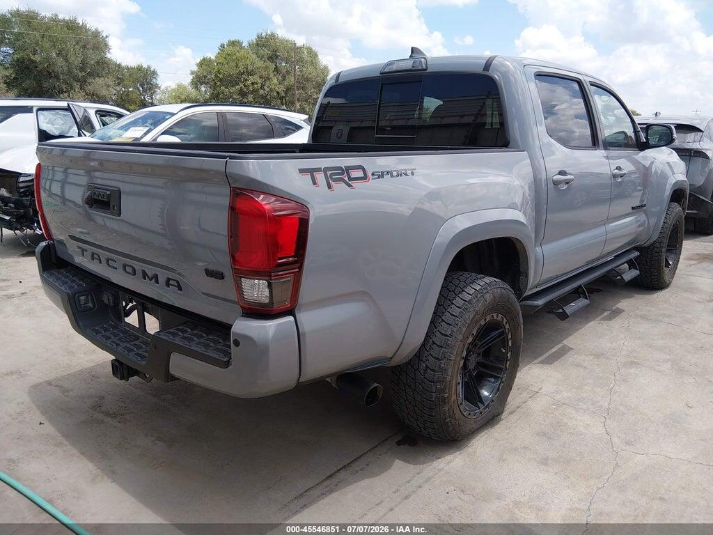 3TMAZ5CN8JM077244 2018 TOYOTA TACOMA photo no. 4