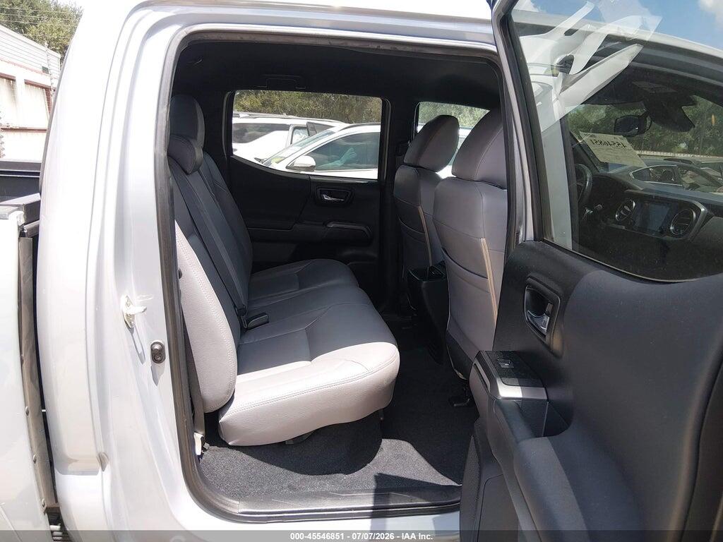 3TMAZ5CN8JM077244 2018 TOYOTA TACOMA photo no. 8