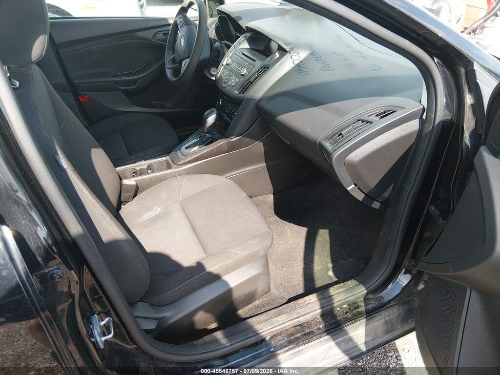 1FADP3E23HL313682 2017 FORD FOCUS photo no. 5