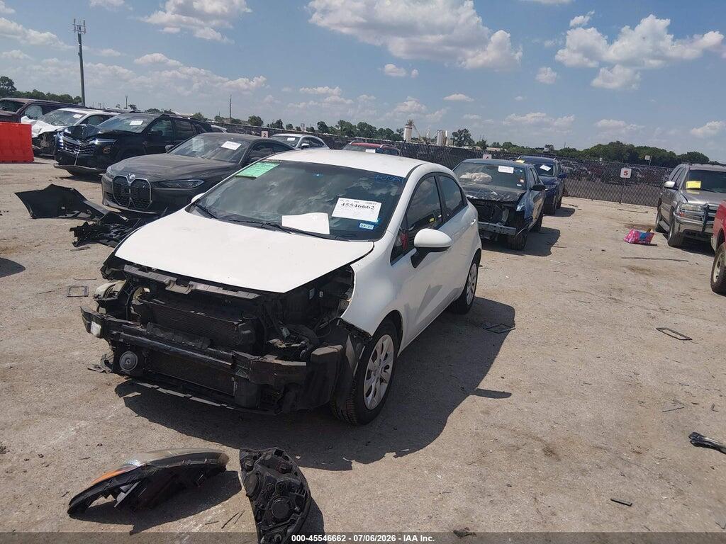 KNADM5A36D6303943 2013 KIA RIO photo no. 2