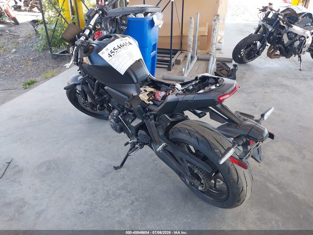 JYARM48EXSA002883 2025 YAMAHA MTN690 photo no. 3