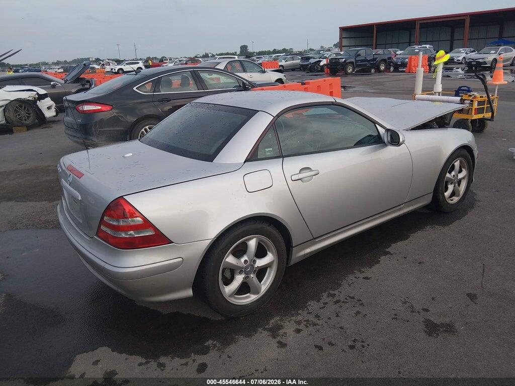 WDBKK65F83F297604 2003 MERCEDES-BENZ SLK 320 photo no. 4