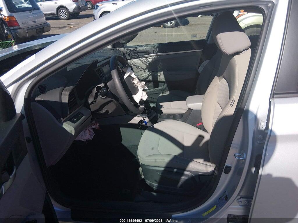 5NPD74LF2LH528358 2020 HYUNDAI ELANTRA photo no. 5