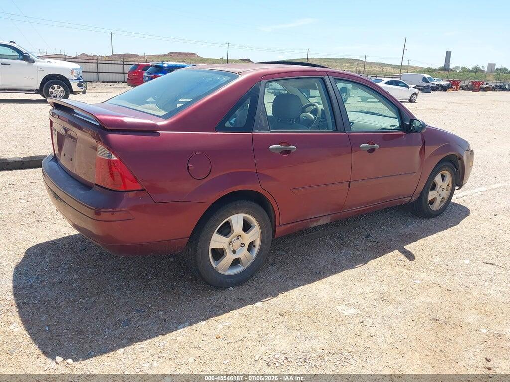 1FAFP34N87W143188 2007 FORD FOCUS photo no. 4