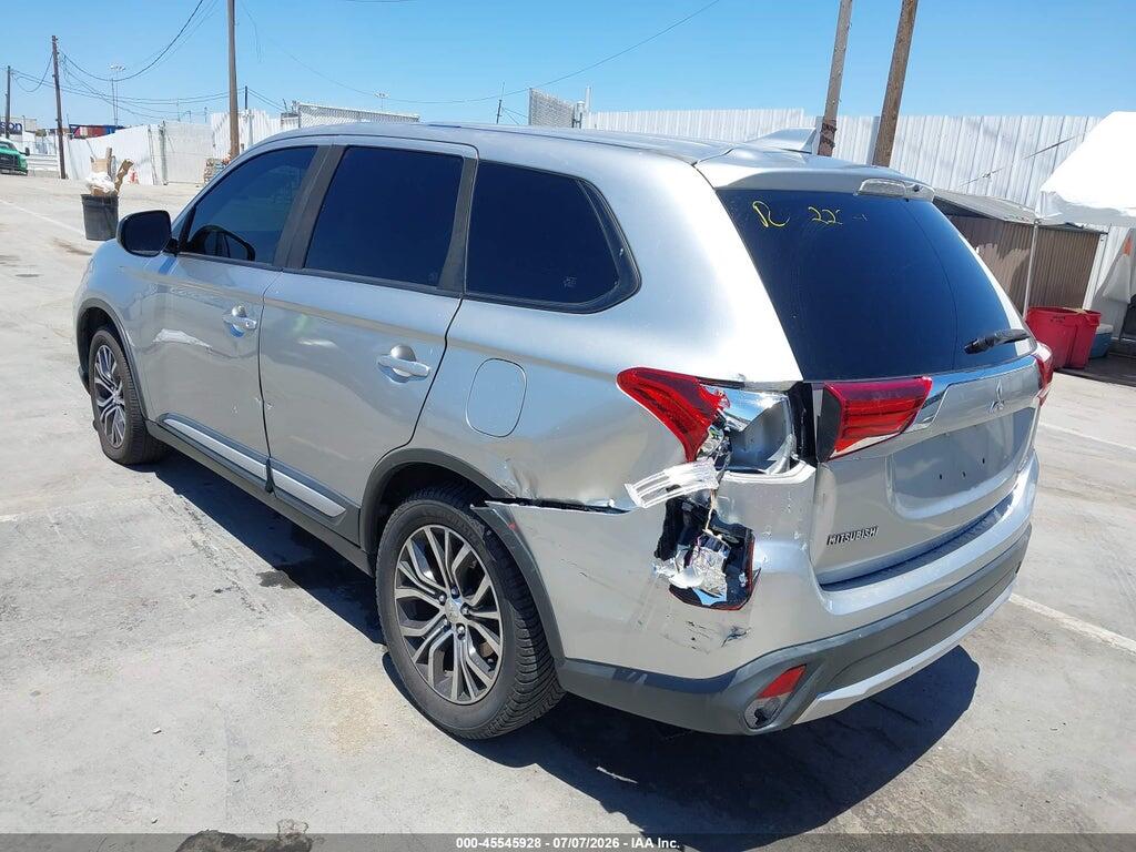 JA4AZ3A37JZ052916 2018 MITSUBISHI OUTLANDER photo no. 6