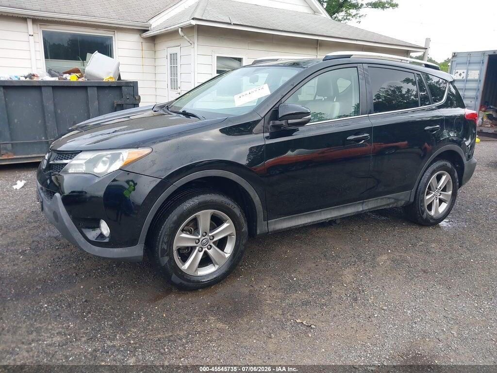 2T3WFREV2FW205180 2015 TOYOTA RAV4 photo no. 2