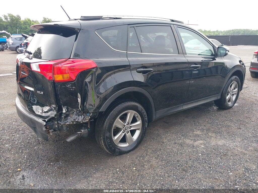 2T3WFREV2FW205180 2015 TOYOTA RAV4 photo no. 4