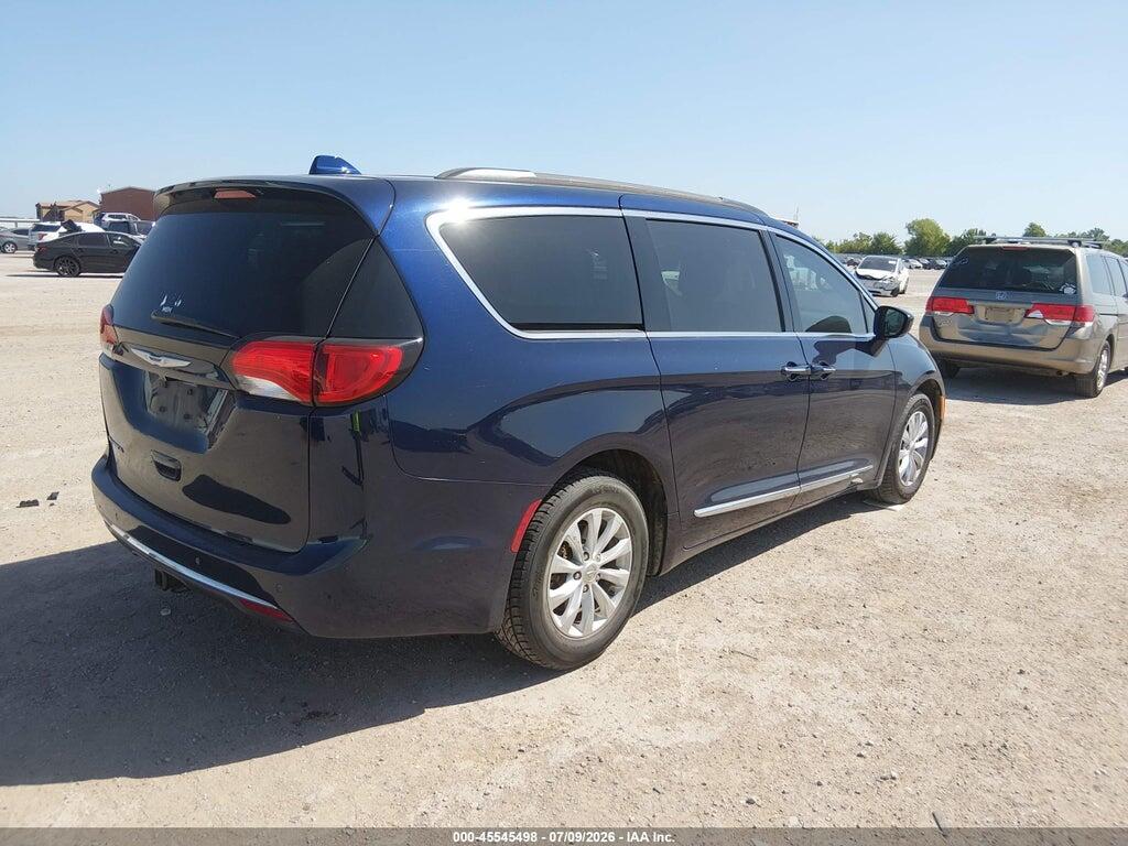 2C4RC1BG5HR661264 2017 CHRYSLER PACIFICA photo no. 4