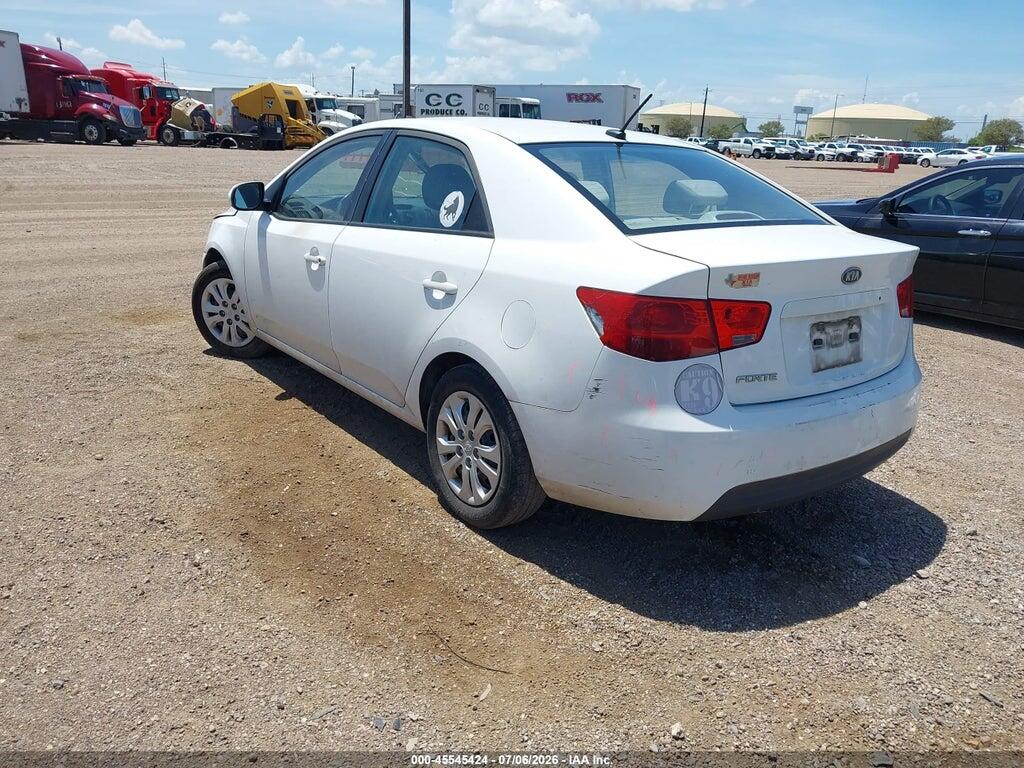 KNAFT4A26A5078681 2010 KIA FORTE photo no. 3