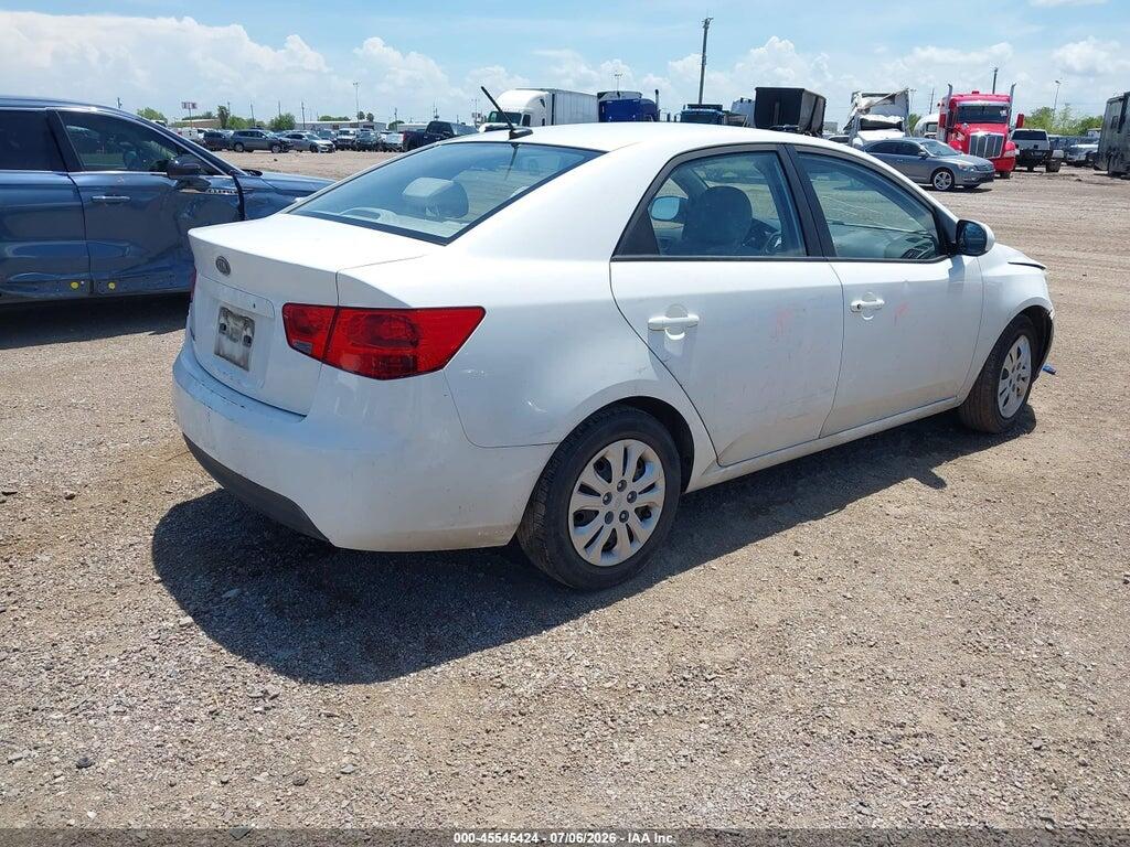 KNAFT4A26A5078681 2010 KIA FORTE photo no. 4