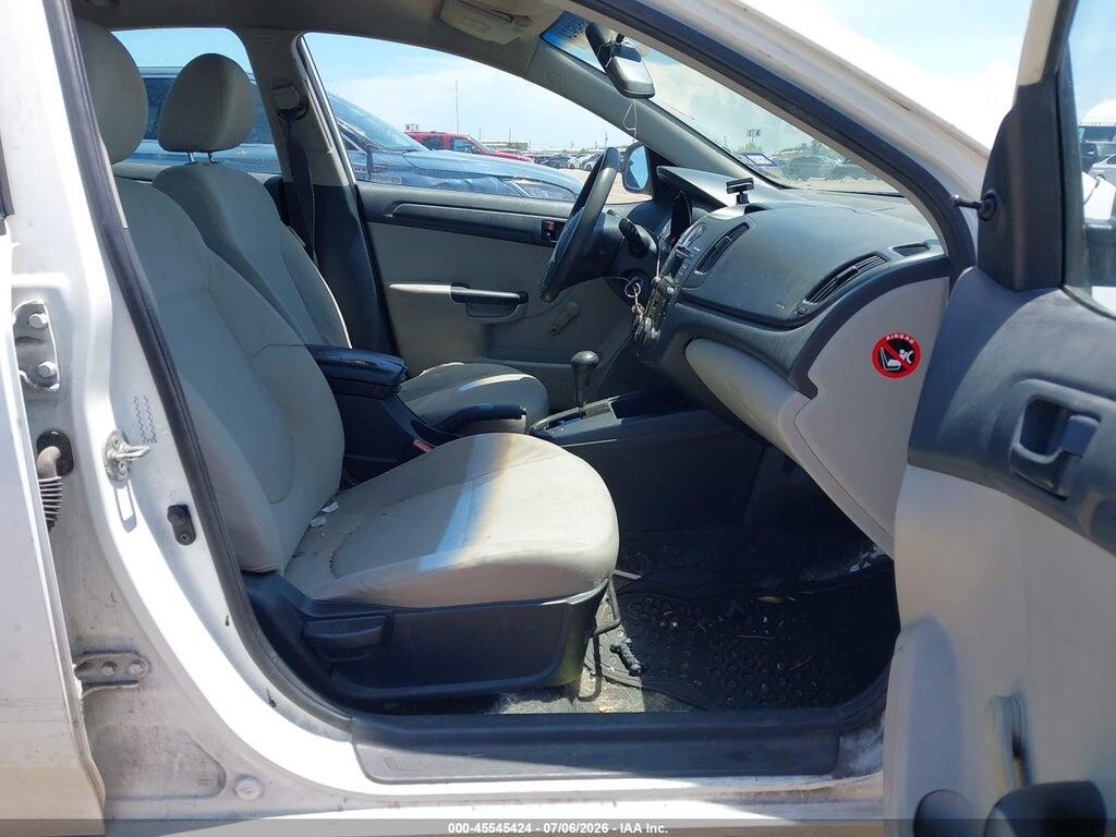 KNAFT4A26A5078681 2010 KIA FORTE photo no. 5