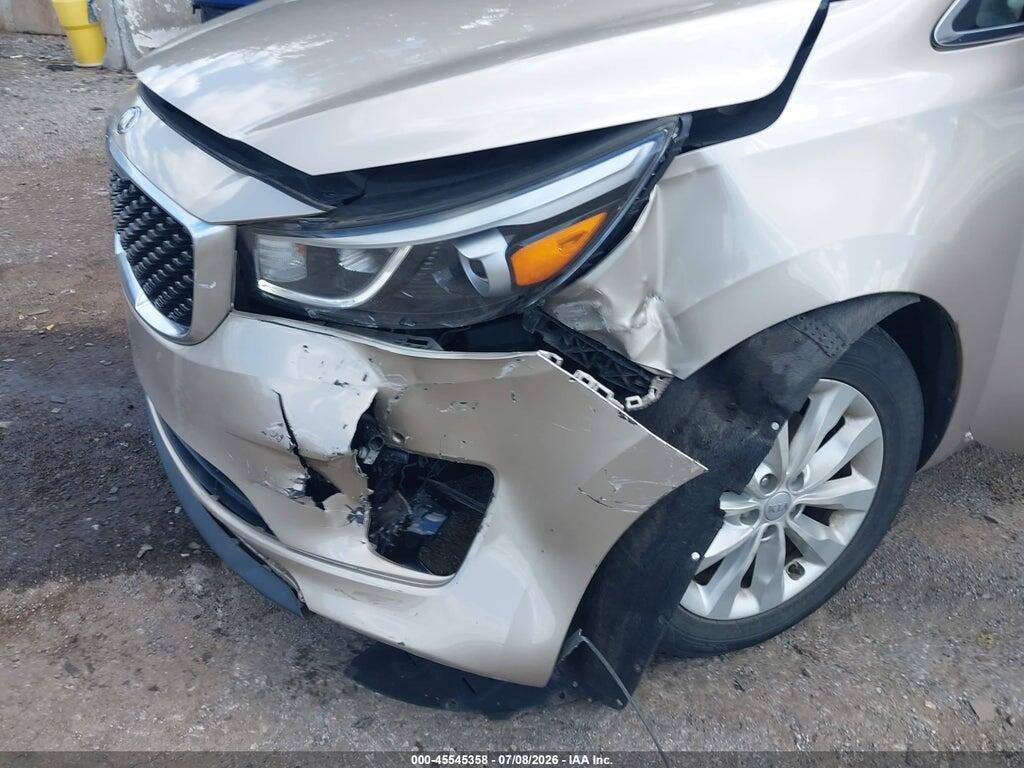 KNDMC5C18H6260004 2017 KIA SEDONA photo no. 6