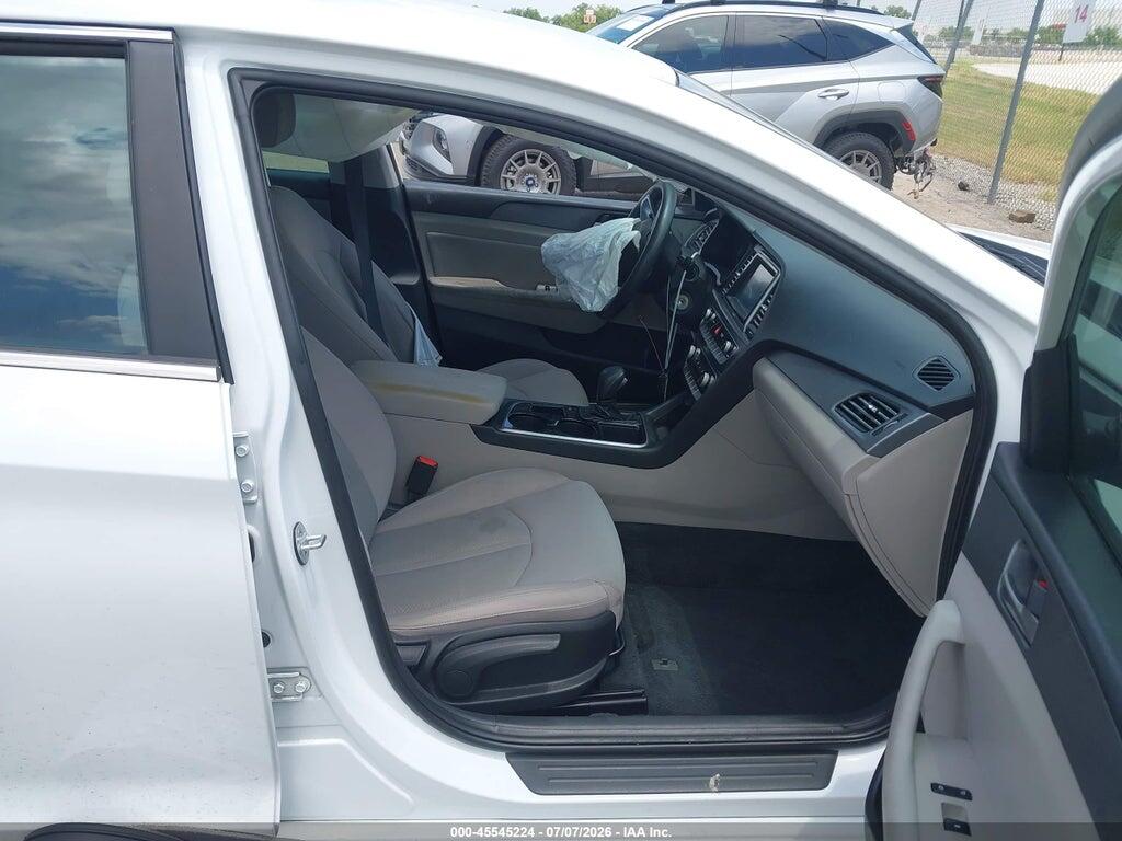 5NPE24AF2KH763962 2019 HYUNDAI SONATA photo no. 5