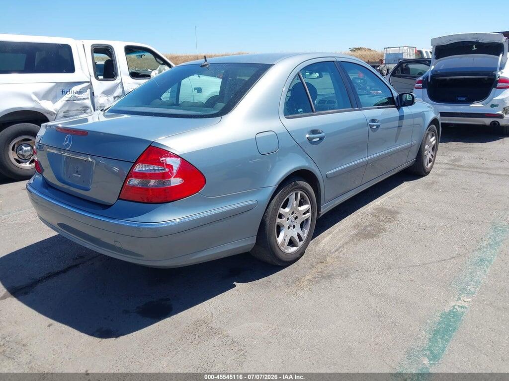 WDBUF65J65A727793 2005 MERCEDES-BENZ E 320 photo no. 4