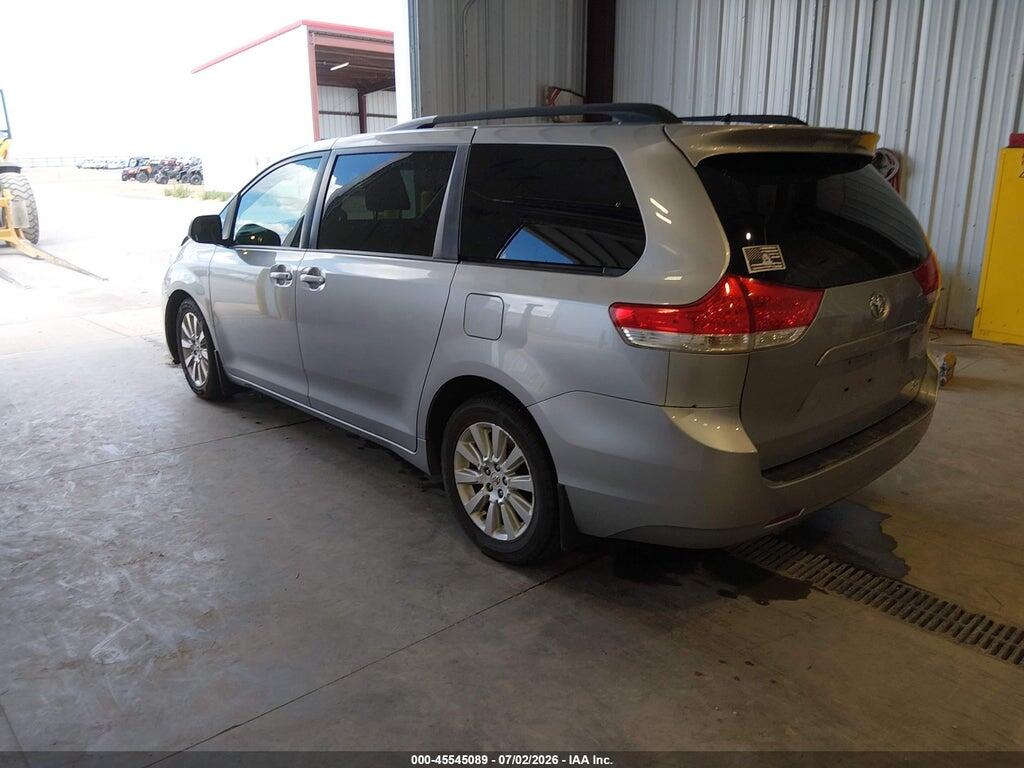 5TDJK3DC0CS042867 2012 TOYOTA SIENNA photo no. 3