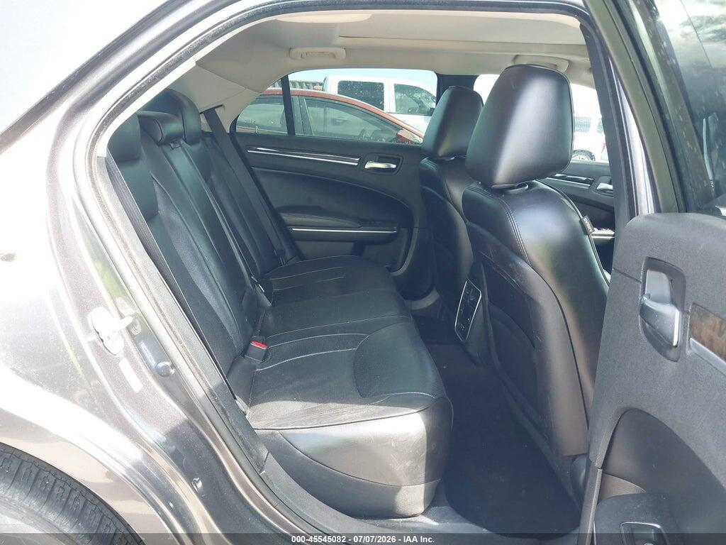 2C3CCAKG5KH578053 2019 CHRYSLER 300 photo no. 8