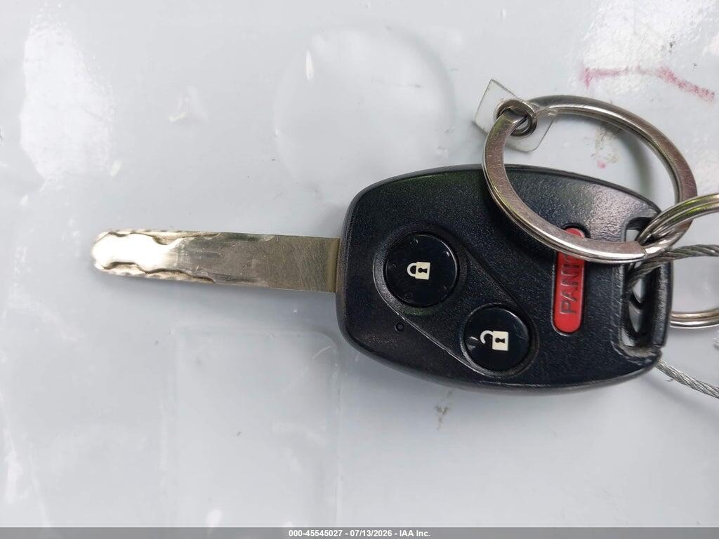 JHMGE8H3XDC067530 2013 HONDA FIT photo no. 11