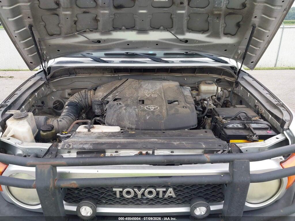 JTEBU11F28K015570 2008 TOYOTA FJ CRUISER photo no. 10