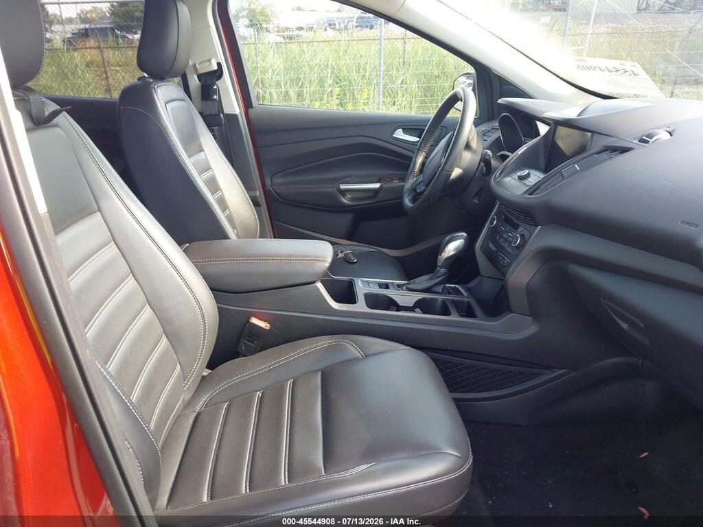 1FMCU9HD5KUA40353 2019 FORD ESCAPE photo no. 5