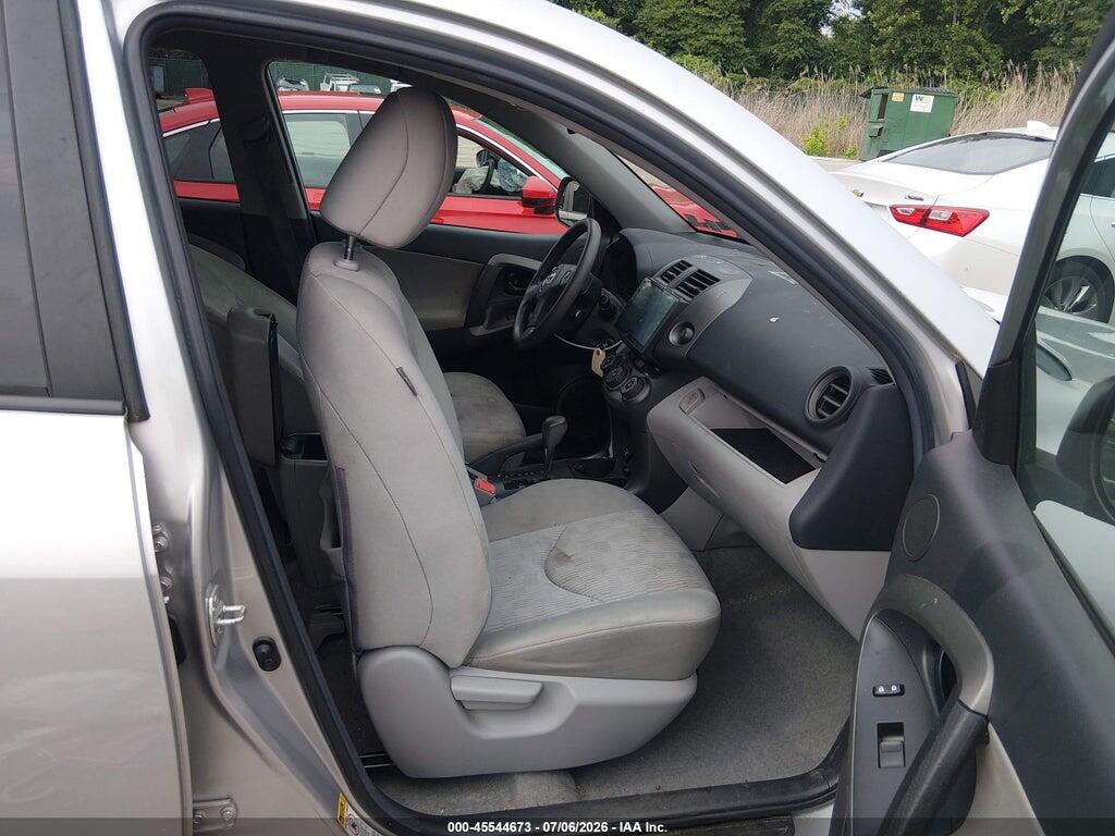 2T3BK4DV4BW052231 2011 TOYOTA RAV4 photo no. 5