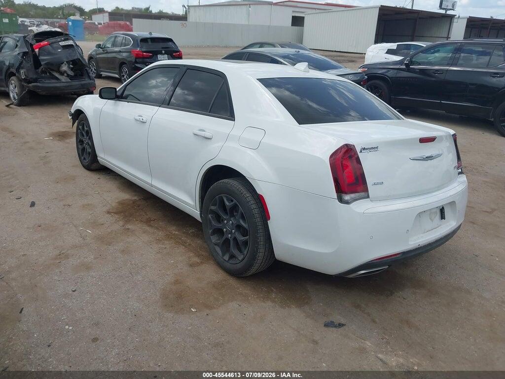 2C3CCAGG9LH180869 2020 CHRYSLER 300 photo no. 3