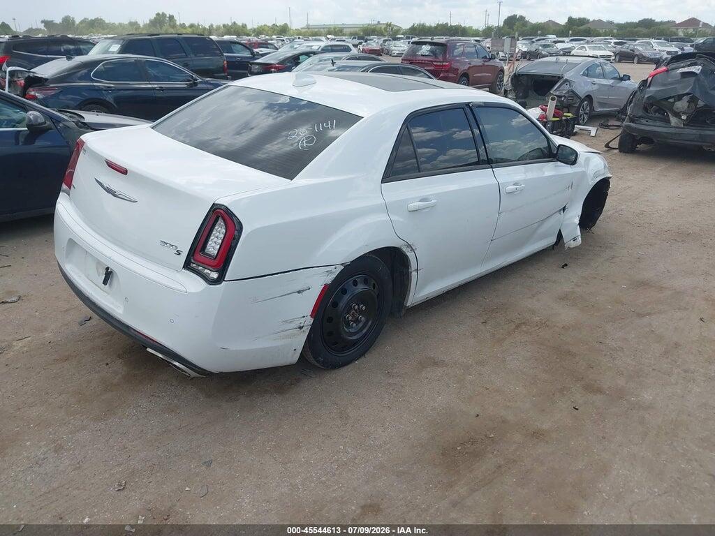 2C3CCAGG9LH180869 2020 CHRYSLER 300 photo no. 4