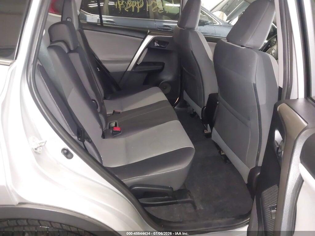 2T3RFREV1FW241990 2015 TOYOTA RAV4 photo no. 8