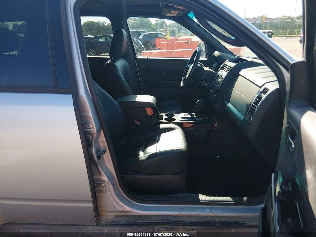 1FMCU0EG1BKA56149 2011 FORD ESCAPE photo no. 5