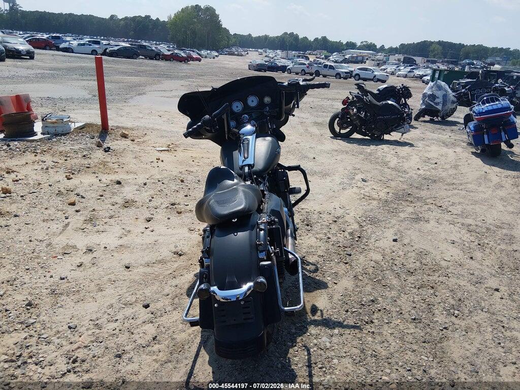 1HD1KB412AB672904 2010 HARLEY-DAVIDSON FLHX photo no. 6