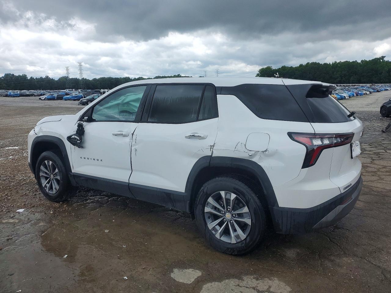2026 CHEVROLET EQUINOX LT — Фото 2 из 12