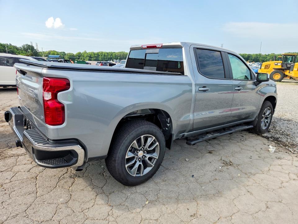 2026 CHEVROLET SILVERADO C1500 LT — Фото 3 из 12