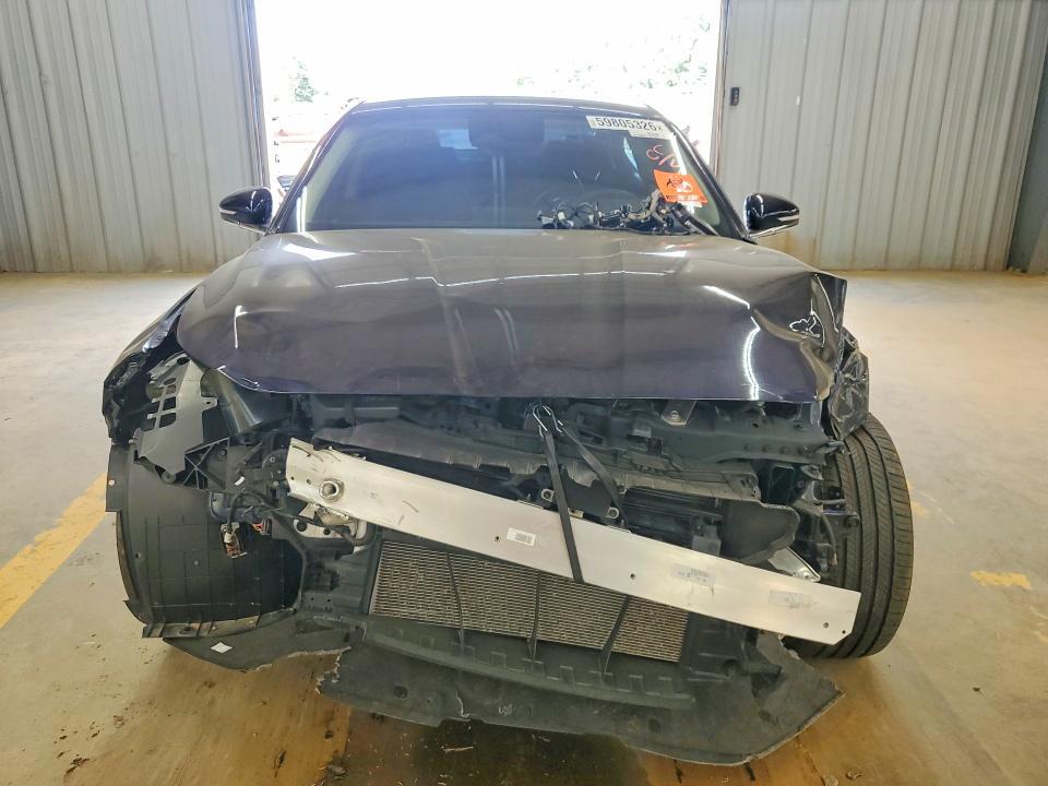 2026 GENESIS G70 2.5T STANDARD — Фото 5 из 12