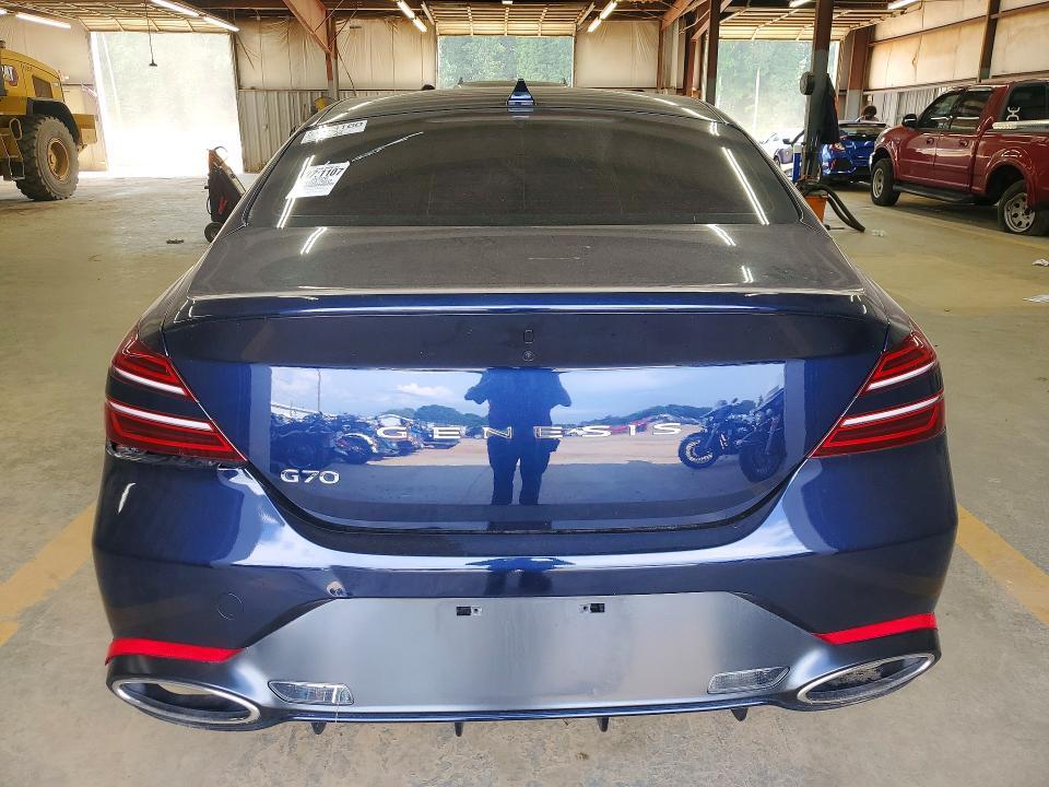 2026 GENESIS G70 2.5T STANDARD — Фото 6 из 12
