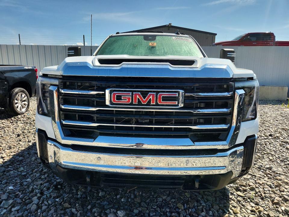 2026 GMC SIERRA K2500 SLE — Фото 5 из 12