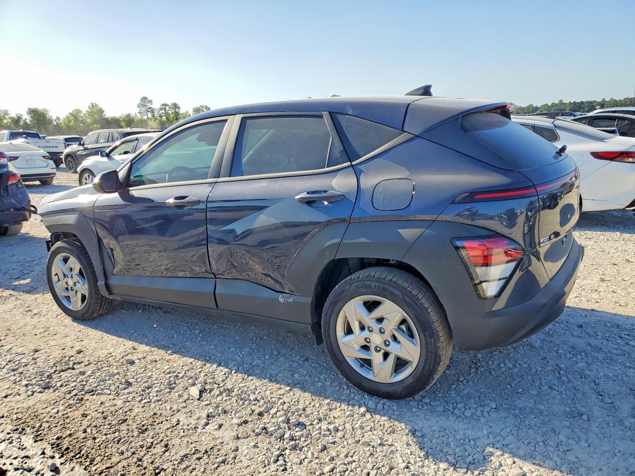 2026 HYUNDAI KONA SE — Фото 2 из 13
