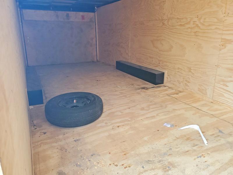 2026 INTERSTATE ENCLOSED CARGO TRAILER — Фото 6 из 10