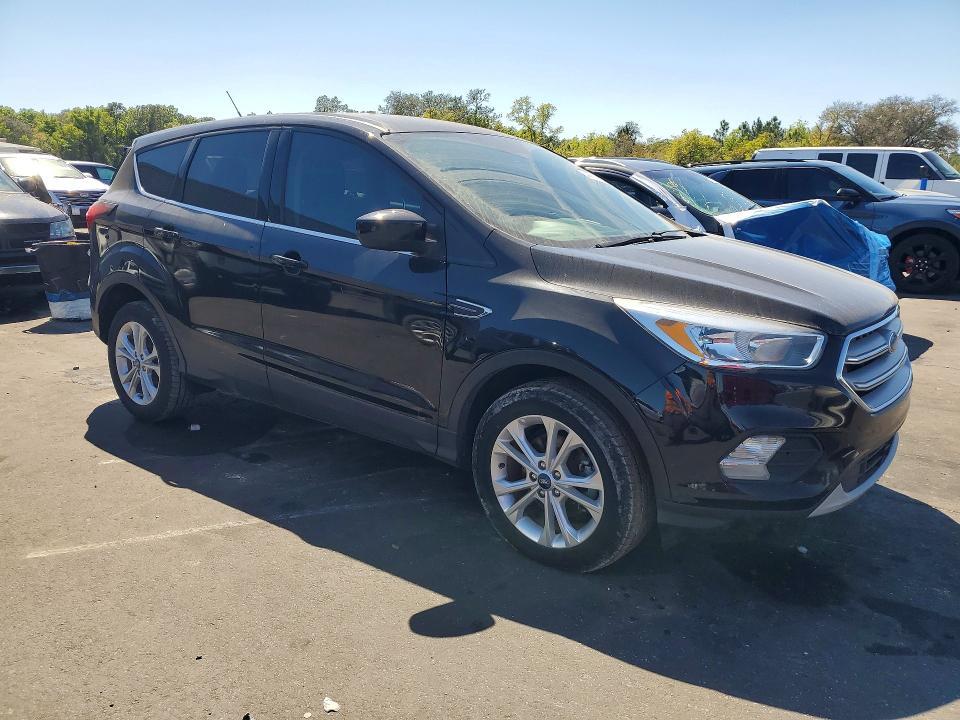 2019 FORD ESCAPE SE — Фото 4 из 13
