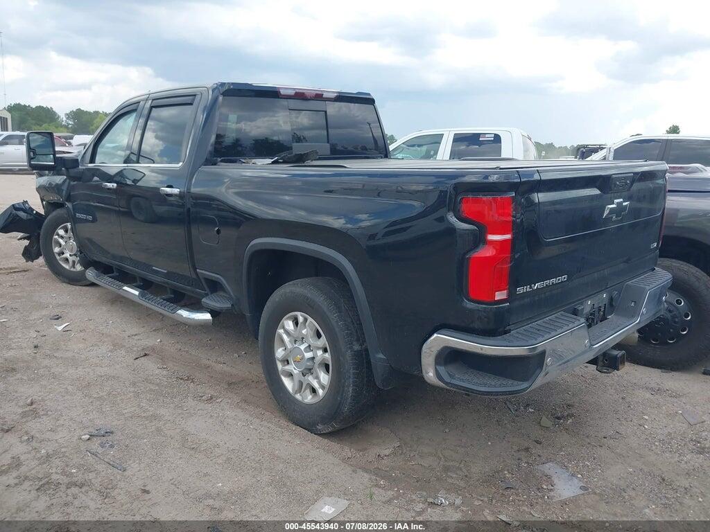 1GC4YPEY6RF106366 2024 CHEVROLET SILVERADO 2500HD photo no. 3