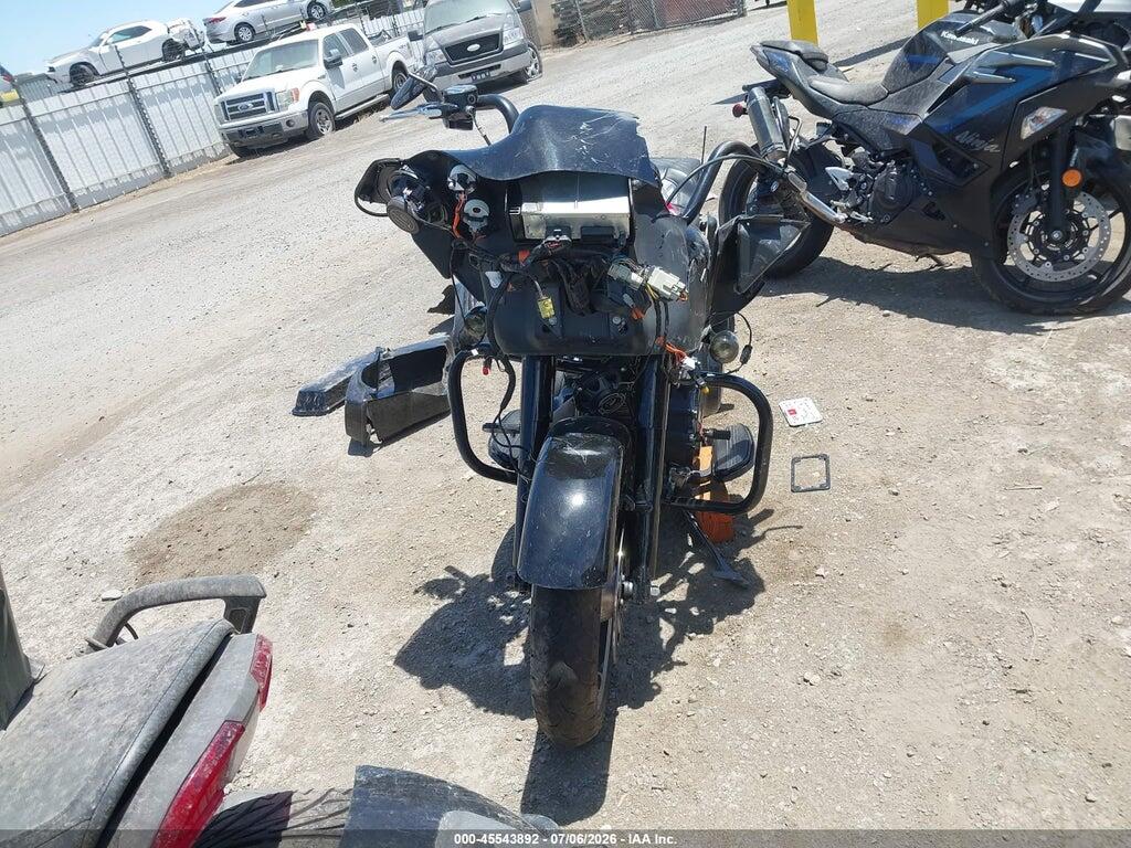 1HD1KH417AB620137 2010 HARLEY-DAVIDSON FLTRX photo no. 5