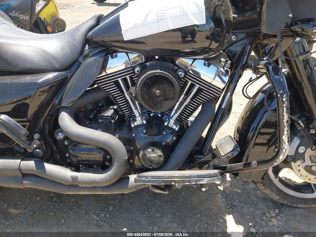 1HD1KH417AB620137 2010 HARLEY-DAVIDSON FLTRX photo no. 8